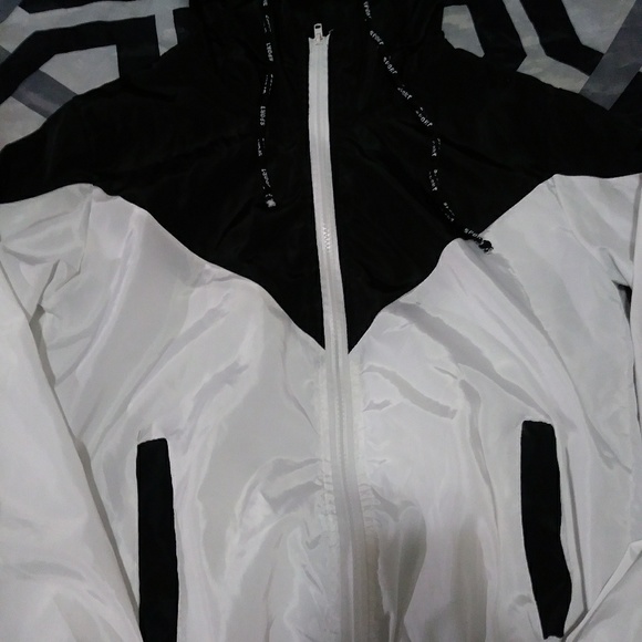 Windbreaker jacket womens - Picture 2 of 3